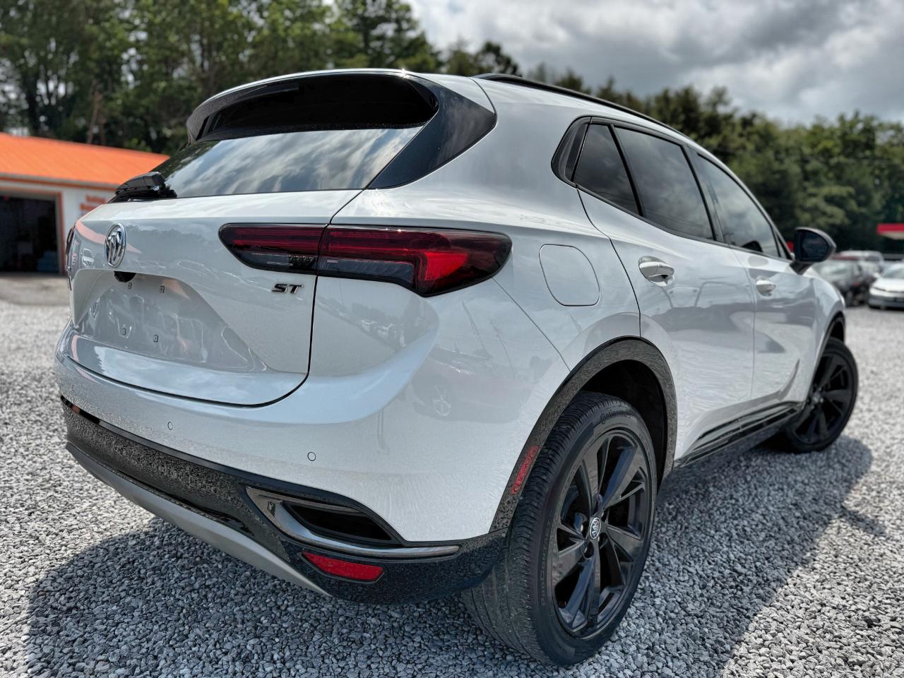 Buick Envision Essense 2022