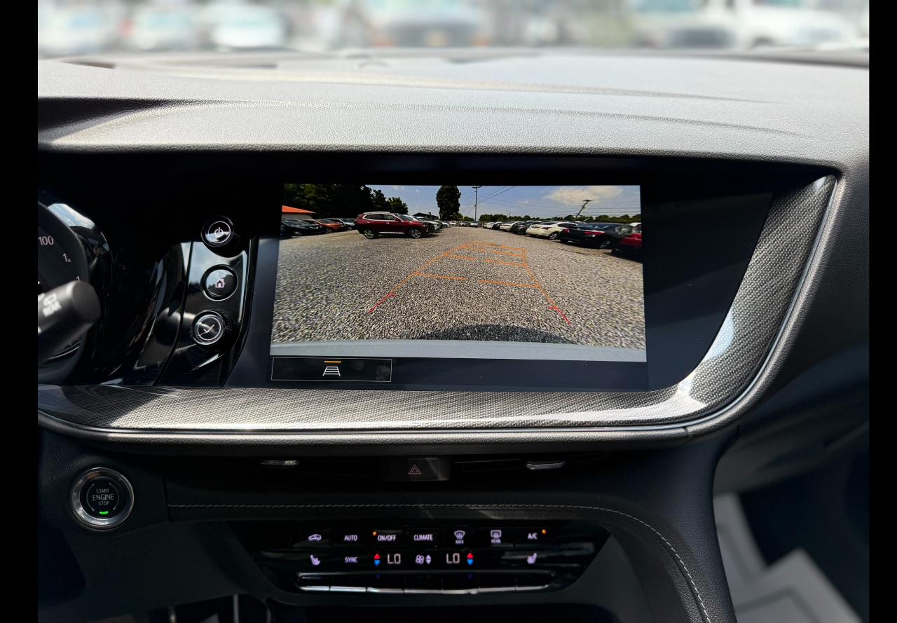 Buick Envision Essense 2022