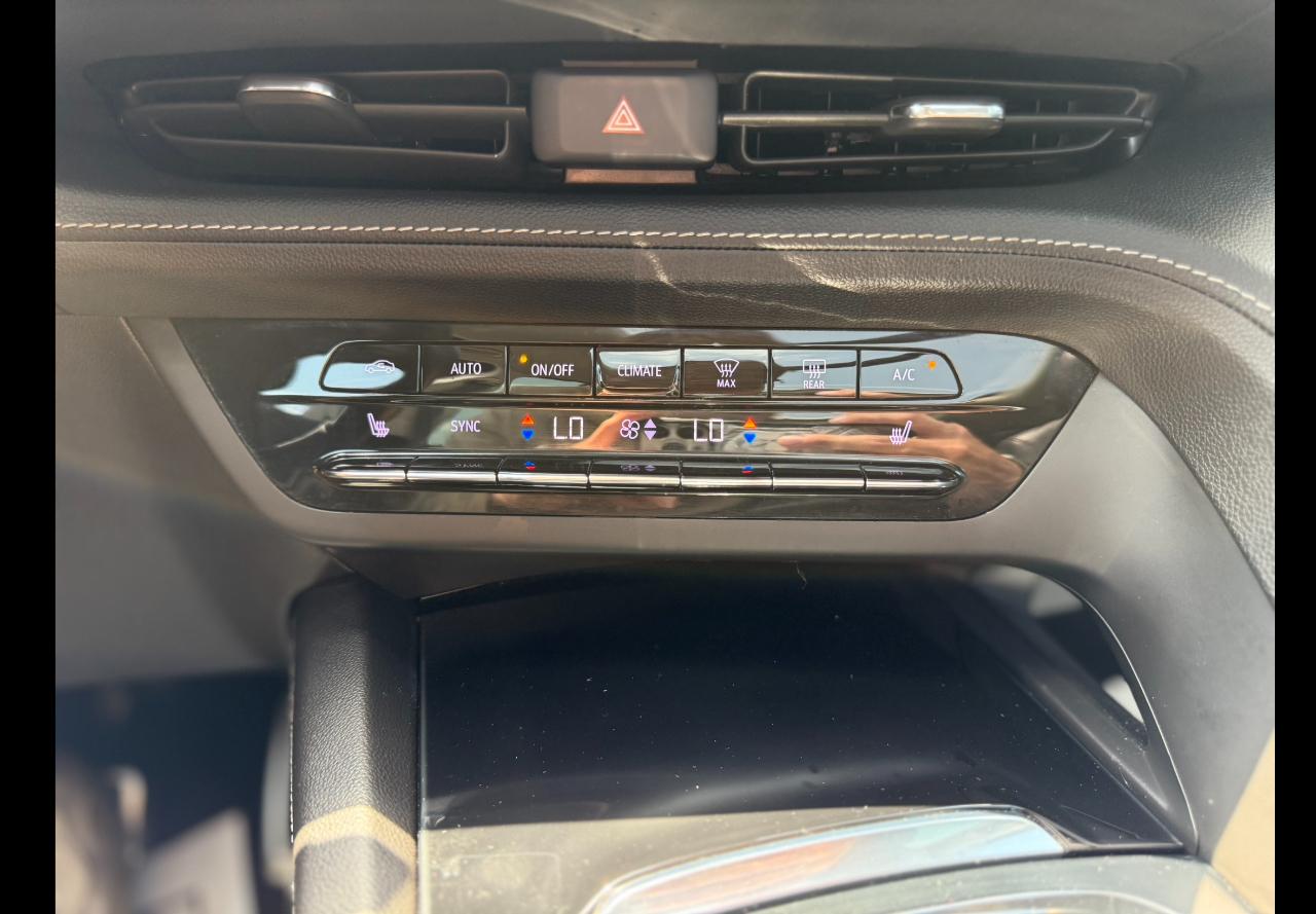 Buick Envision Essense 2022