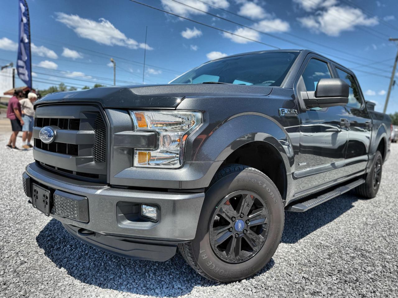 Ford F-150 Lariat SuperCrew 5.5-ft. Bed 4WD 2016