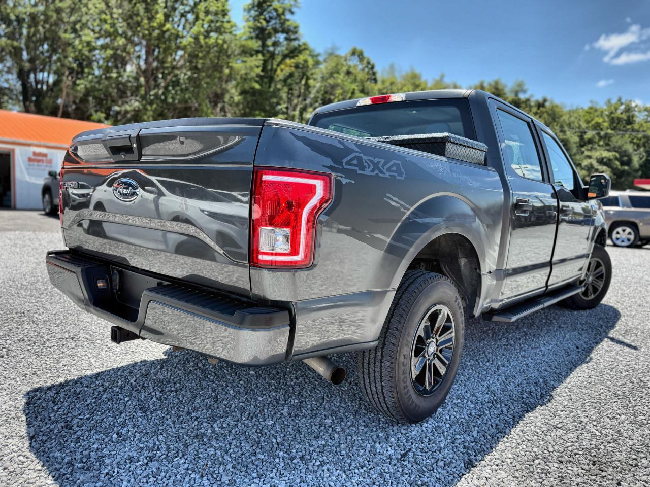 Ford F-150 Lariat SuperCrew 5.5-ft. Bed 4WD 2016