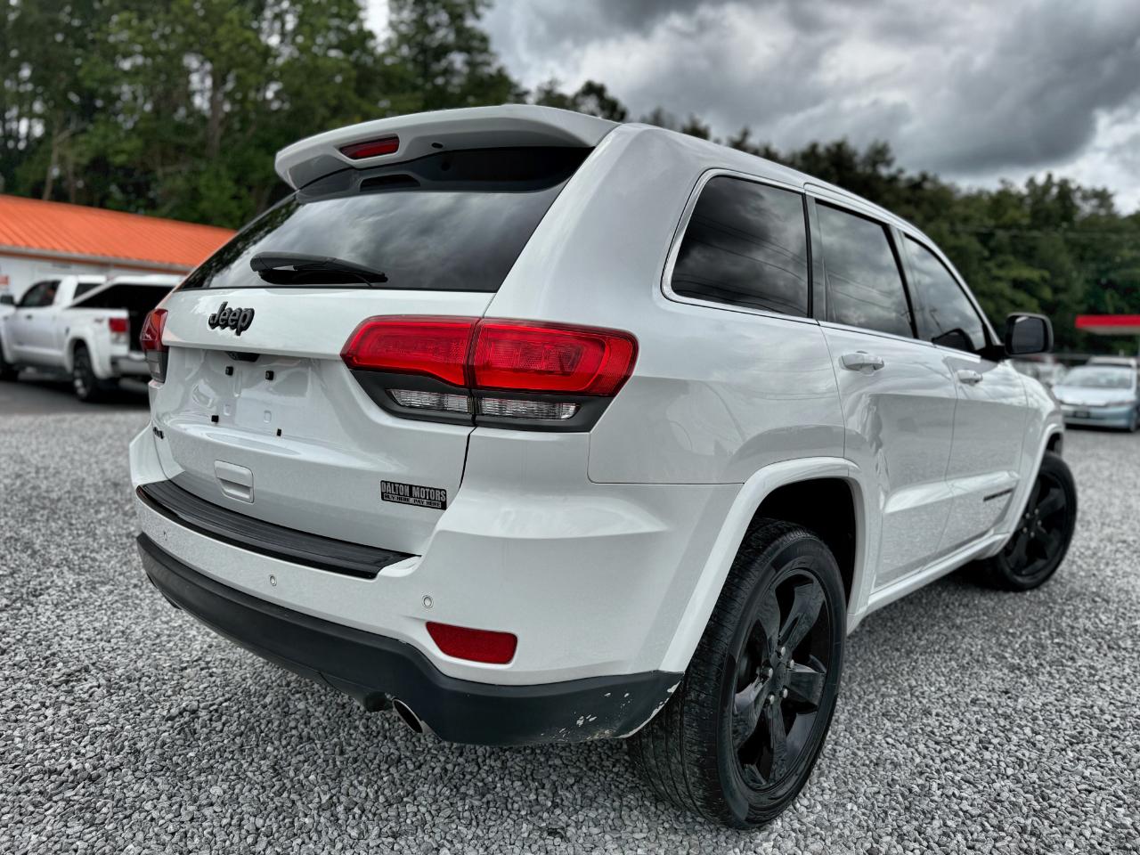 Jeep Grand Cherokee Laredo 4WD 2015