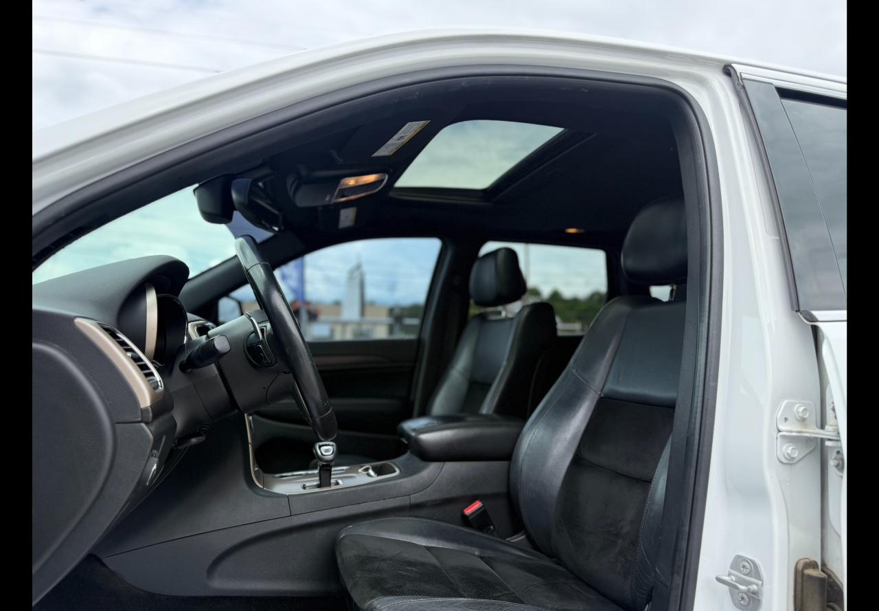 Jeep Grand Cherokee Laredo 4WD 2015