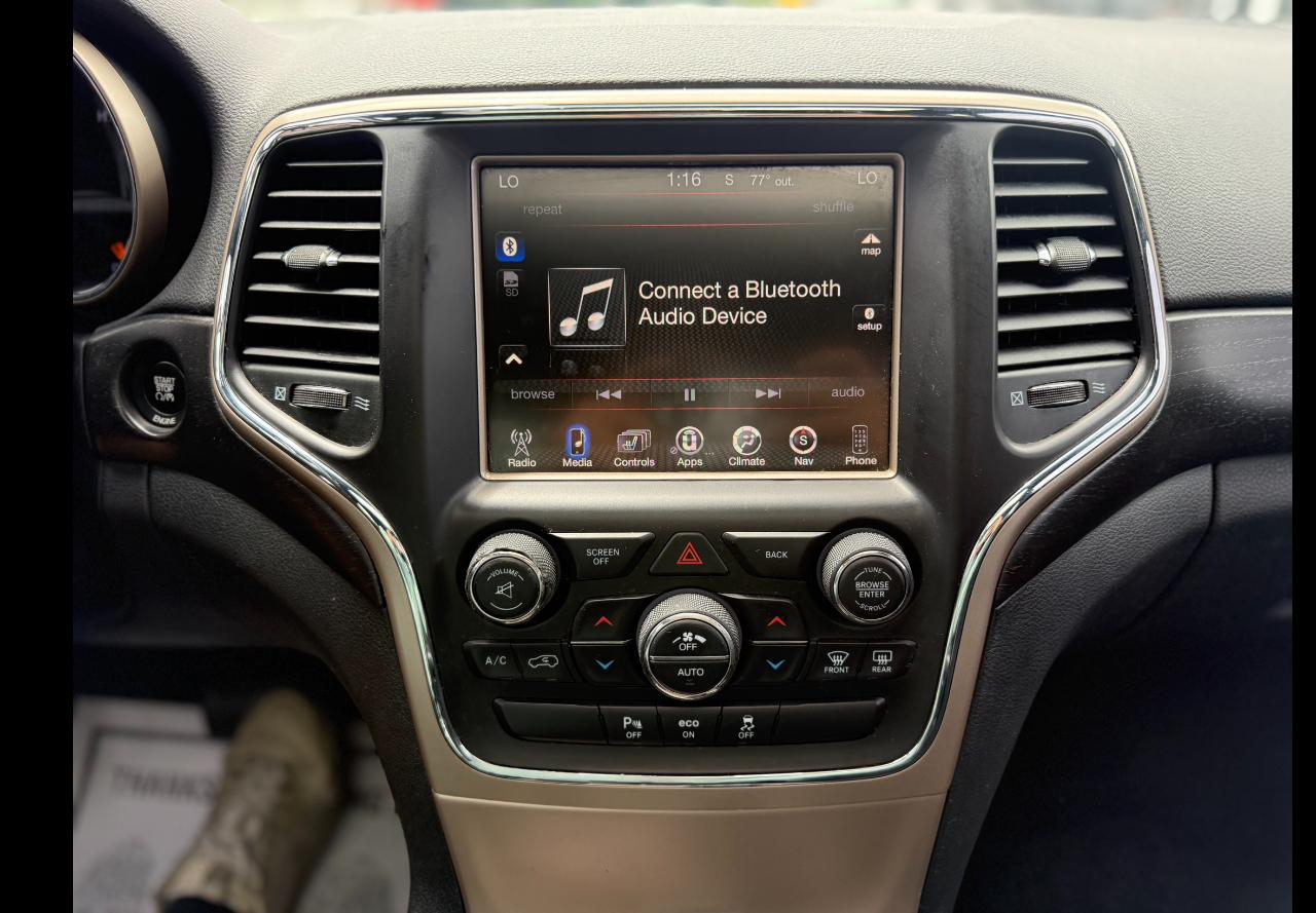 Jeep Grand Cherokee Laredo 4WD 2015