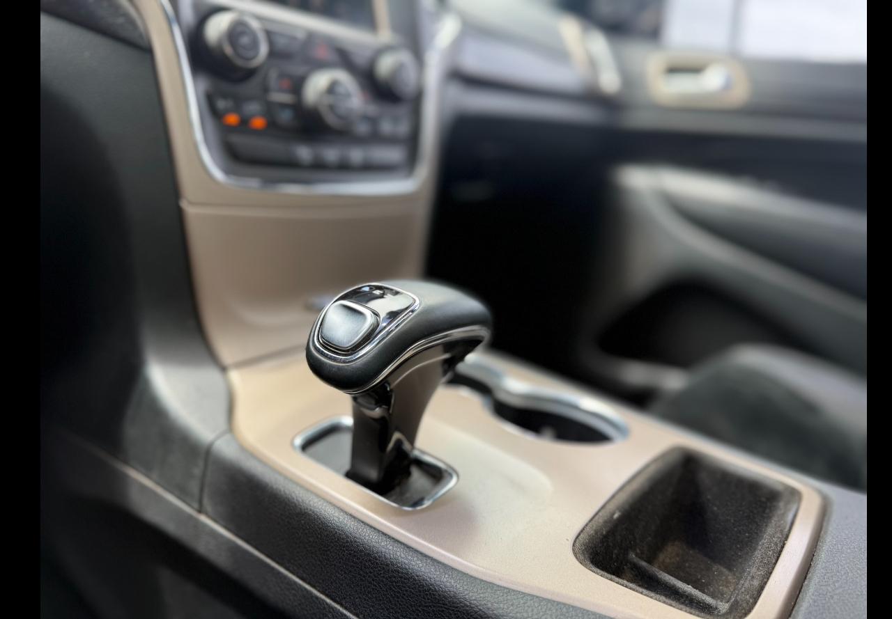 Jeep Grand Cherokee Laredo 4WD 2015