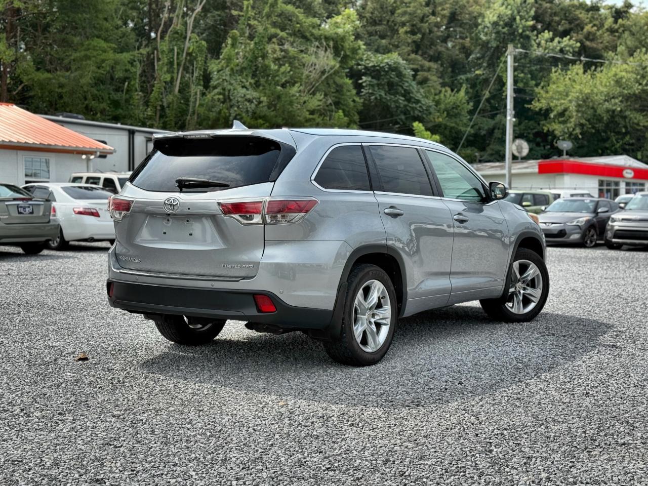 Toyota Highlander Limited AWD V6 2015