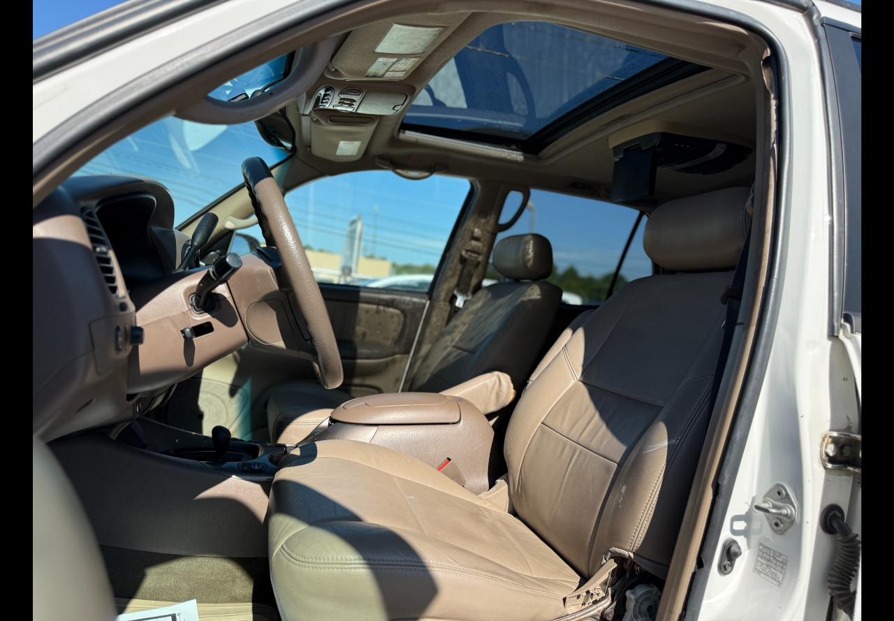 Toyota Sequoia Limited 4WD 2003