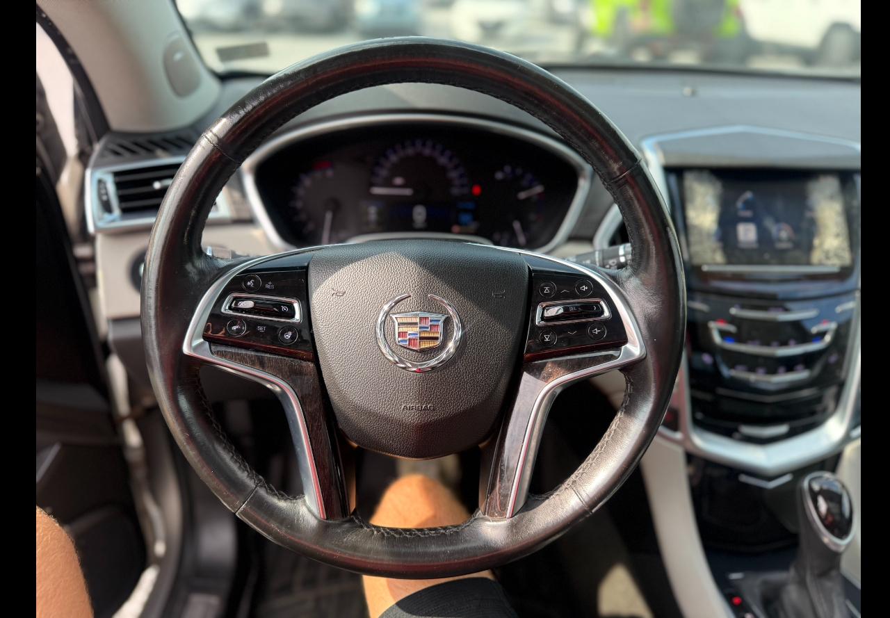 Cadillac SRX Luxury Collection FWD 2014