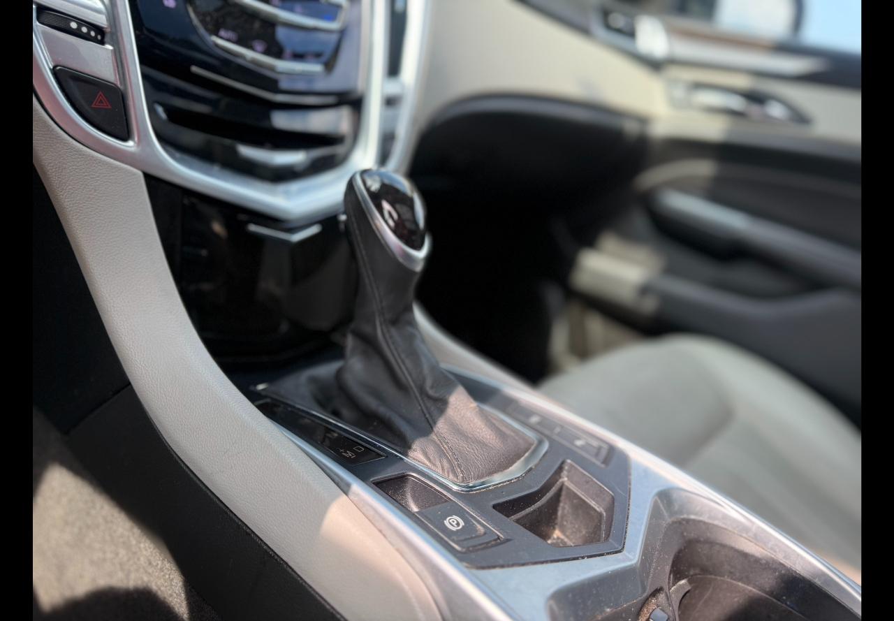Cadillac SRX Luxury Collection FWD 2014