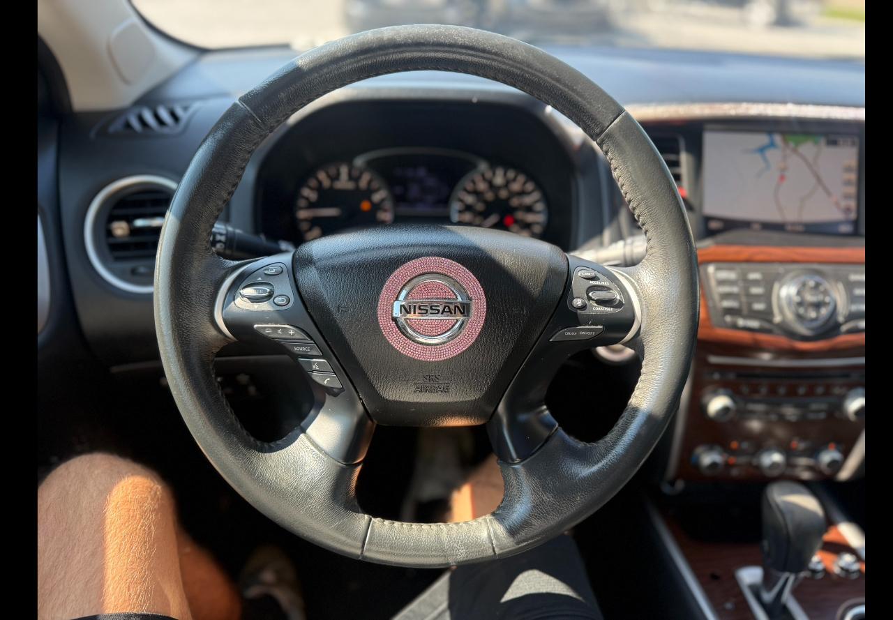 Nissan Pathfinder Platinum 4WD 2017
