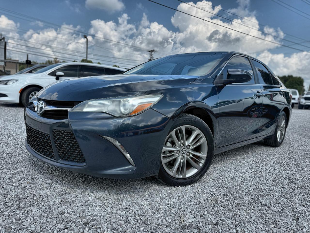 Toyota Camry SE 2017