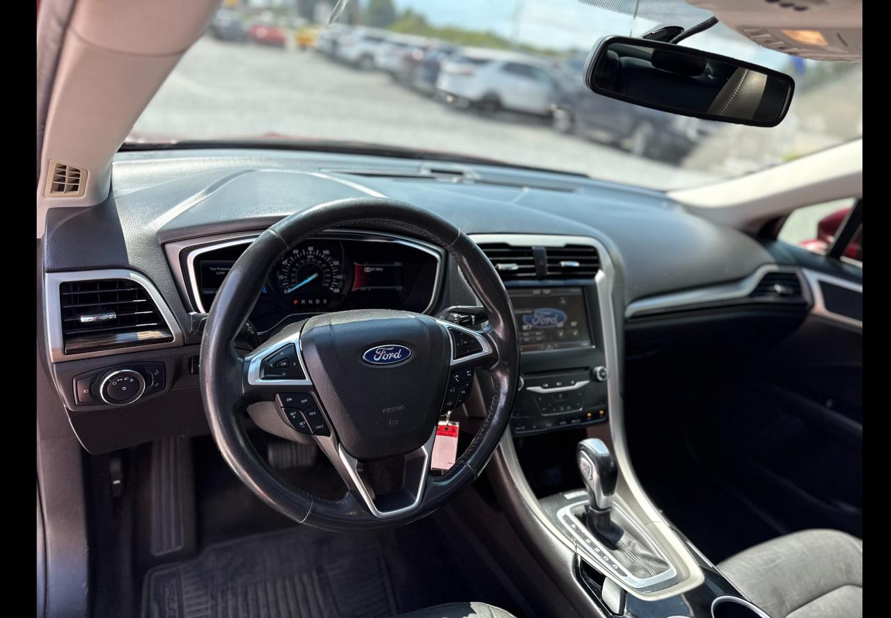 Ford Fusion SE 2014