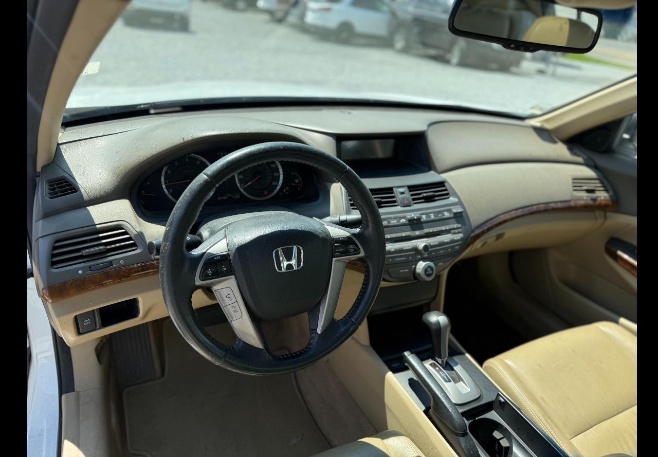 Honda Accord EX-L Sedan AT 2010