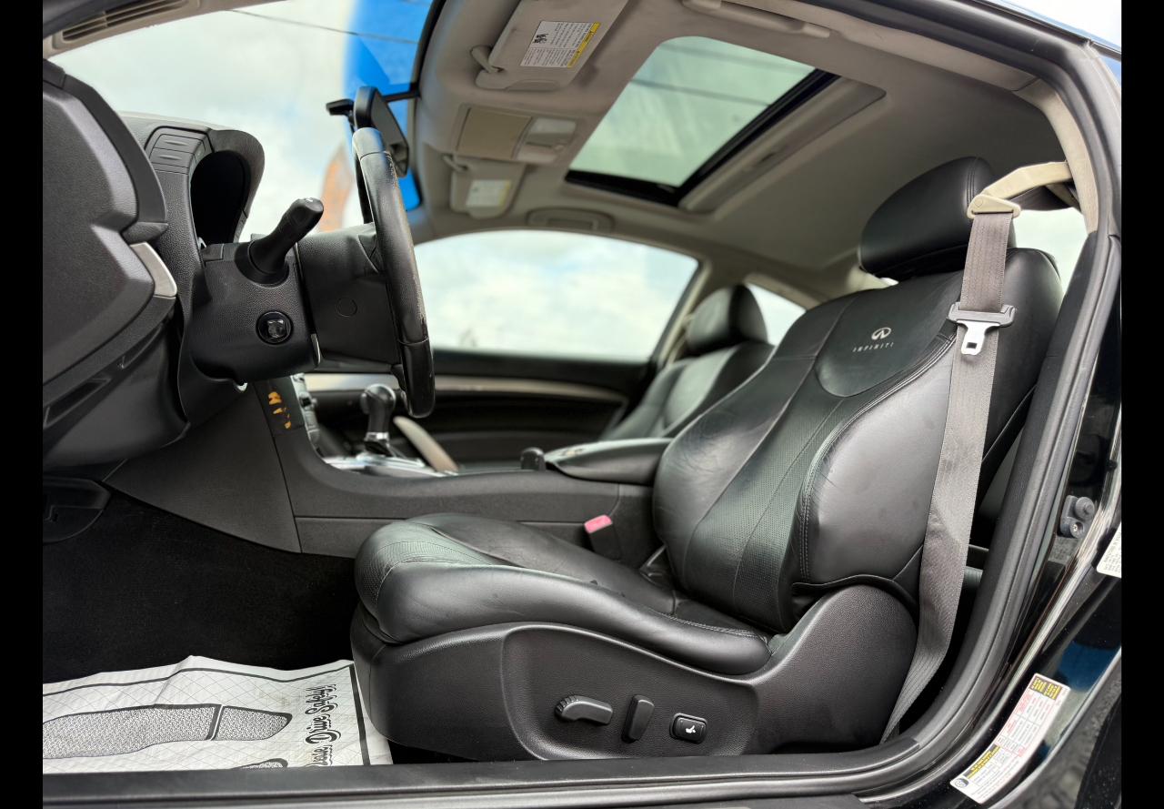 Infiniti G Coupe G37x AWD 2010