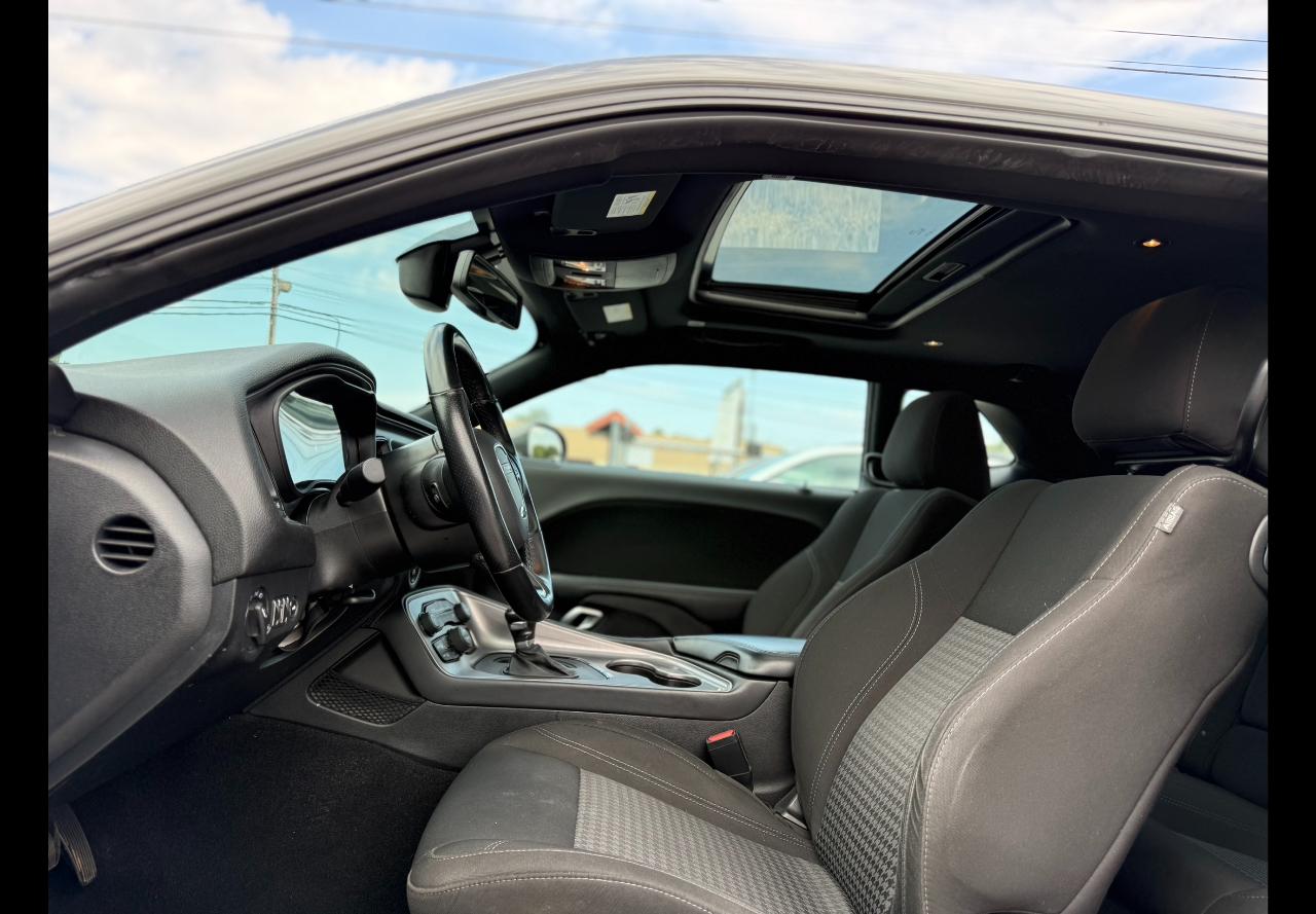Dodge Challenger SXT 2023