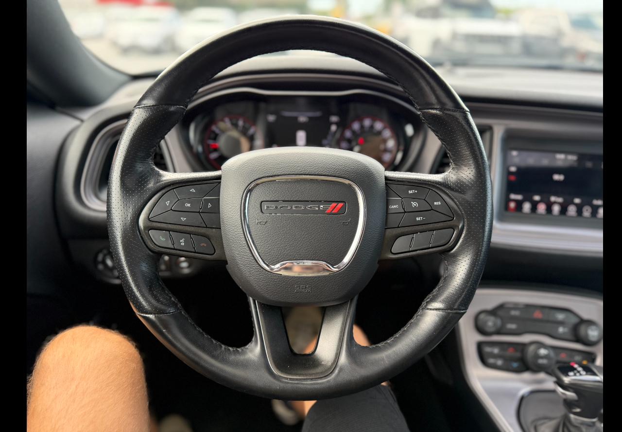 Dodge Challenger SXT 2023