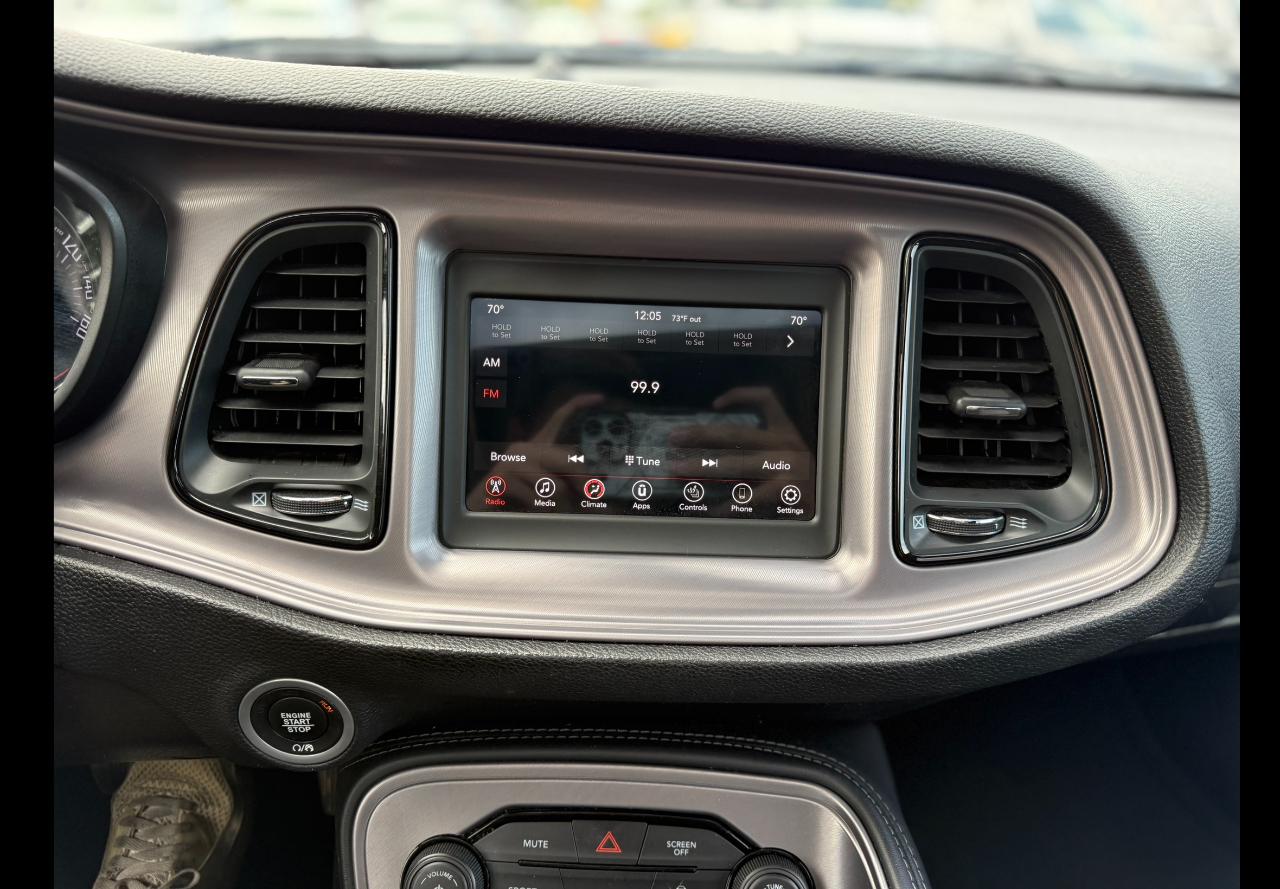 Dodge Challenger SXT 2023