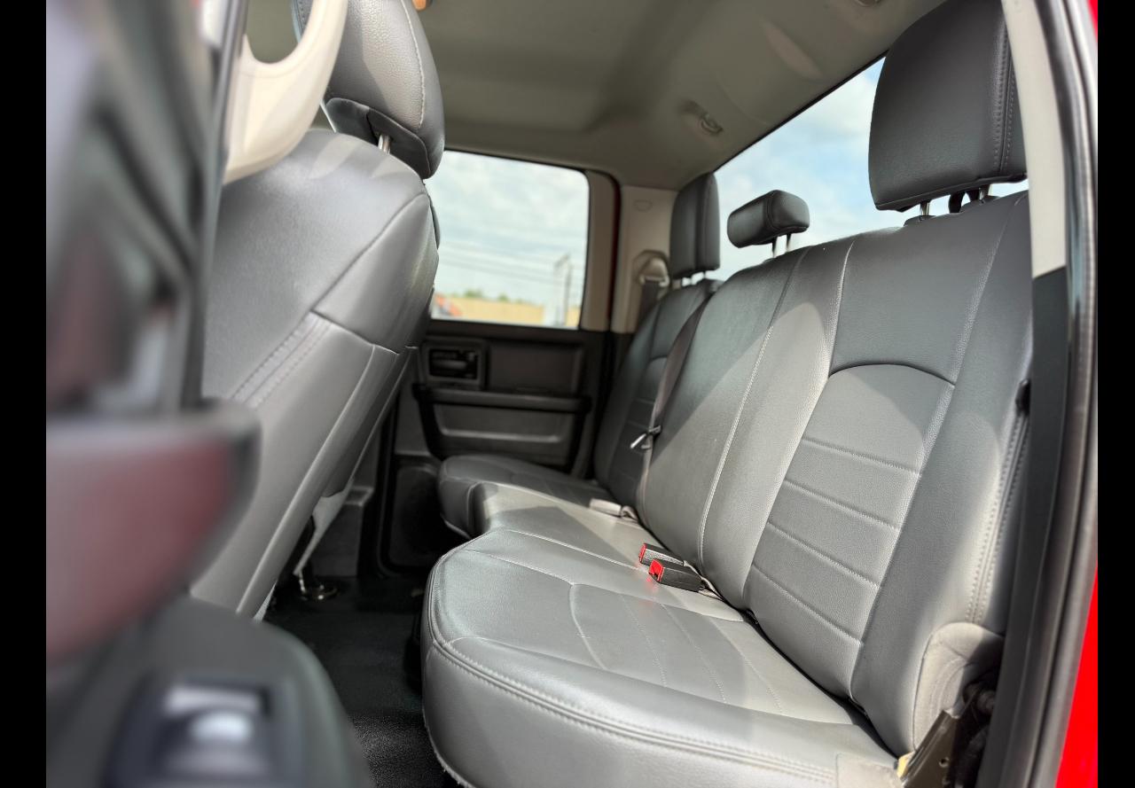 RAM 1500 Classic Tradesman Quad Cab 4WD 2019