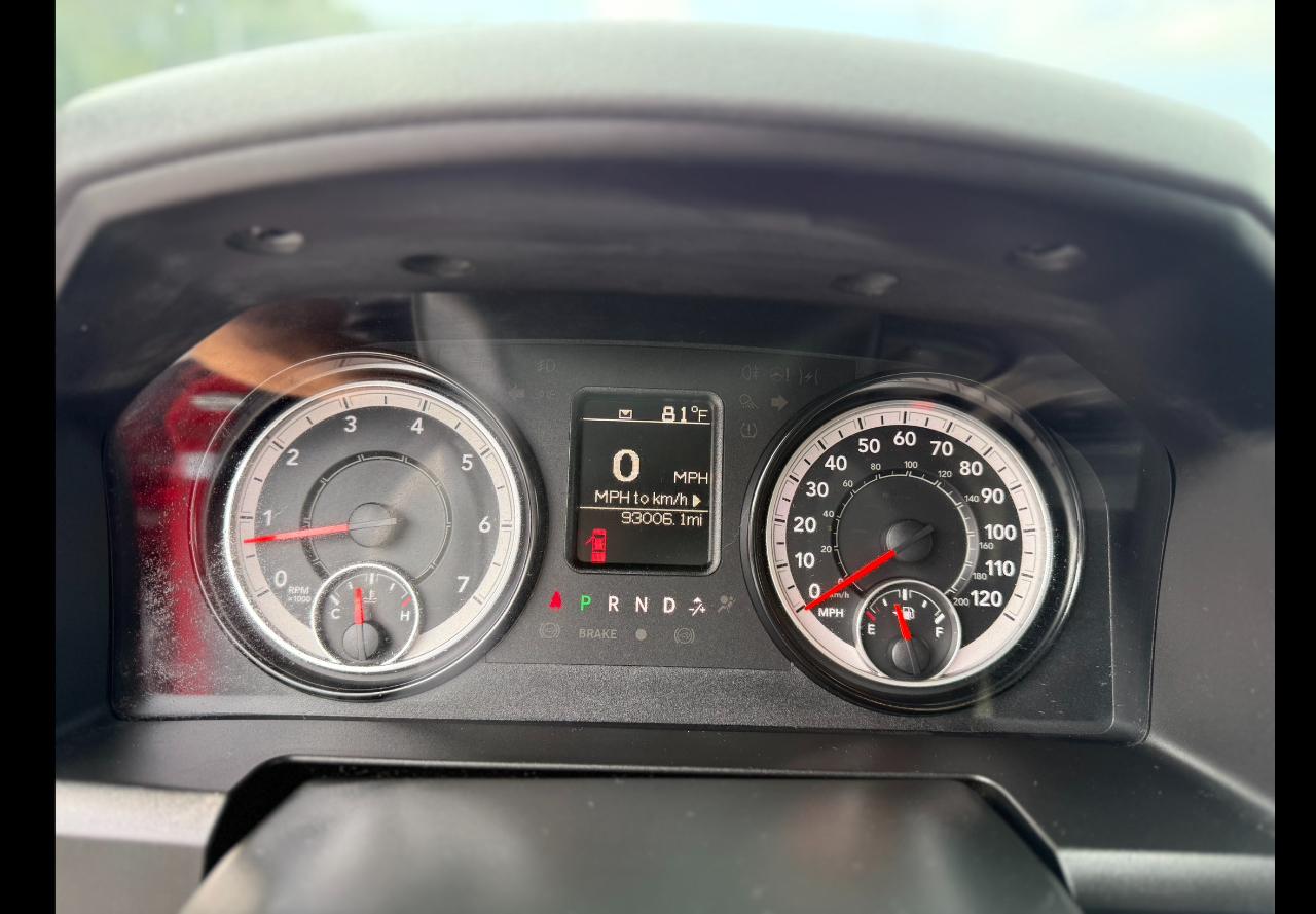 RAM 1500 Classic Tradesman Quad Cab 4WD 2019
