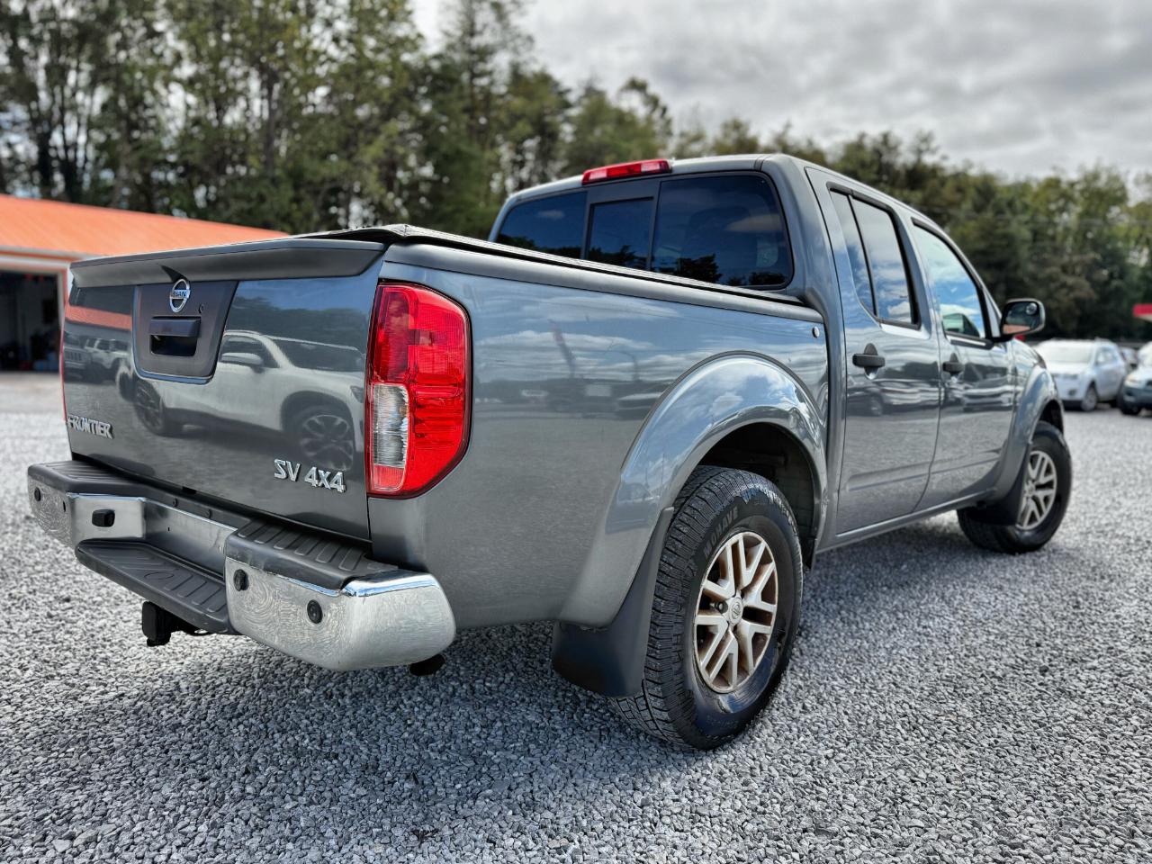 Nissan Frontier PRO-4X Crew Cab 5AT 4WD 2016