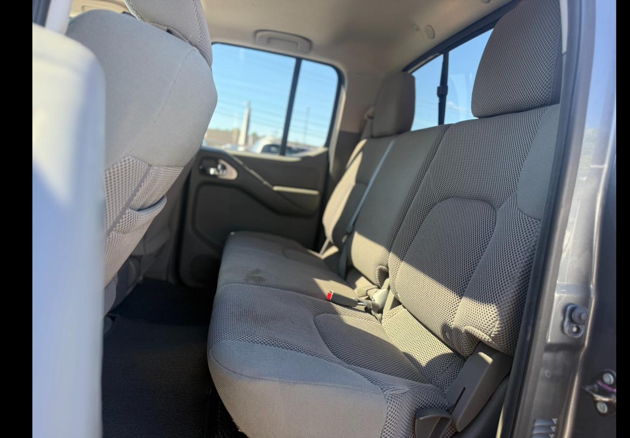 Nissan Frontier PRO-4X Crew Cab 5AT 4WD 2016