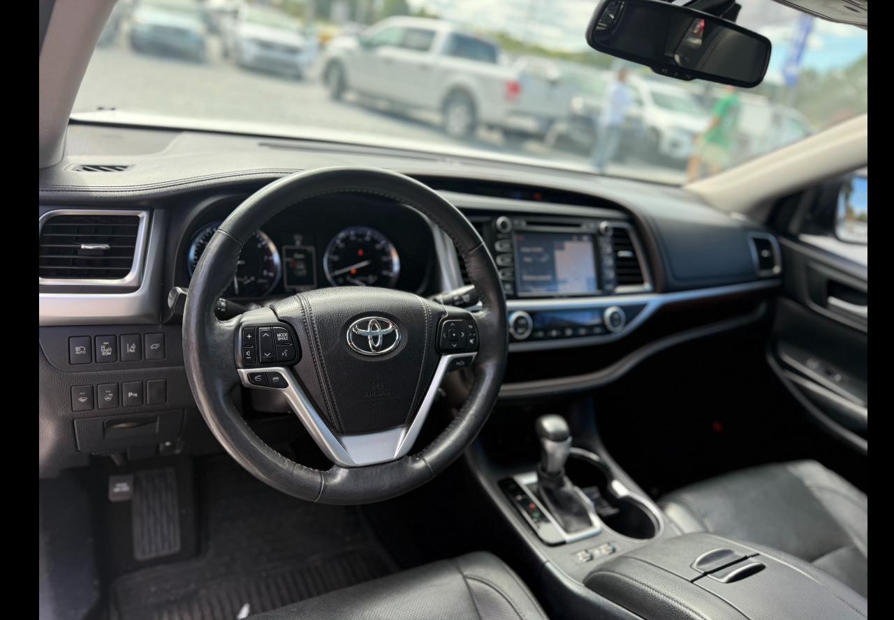 Toyota Highlander Limited AWD V6 2015
