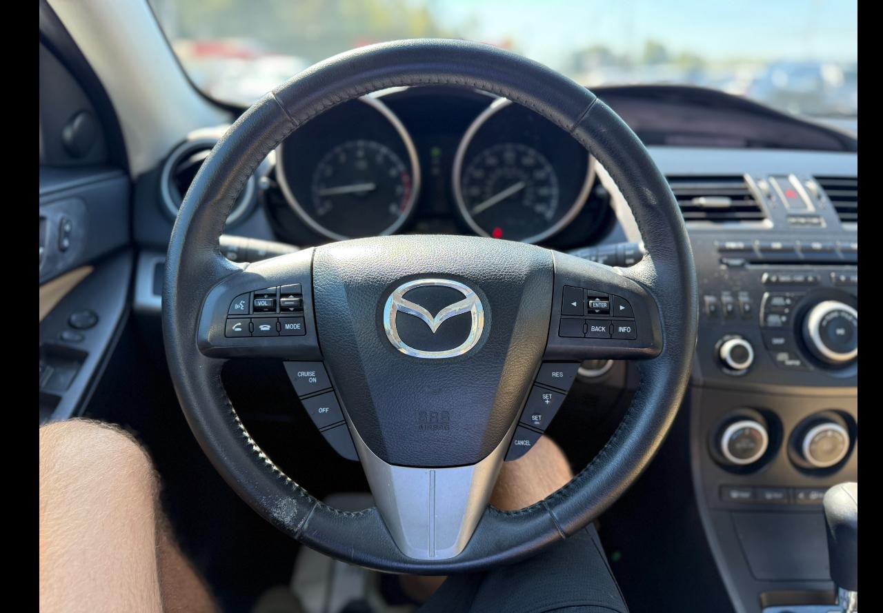 Mazda MAZDA3 s Touring 5-Door 2012
