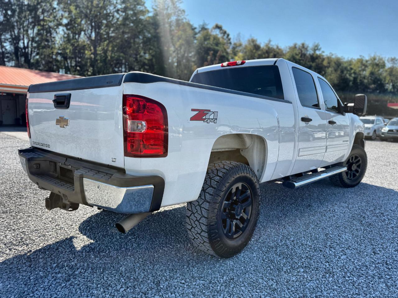 Chevrolet Silverado 2500HD LT Crew Cab 4WD 2011
