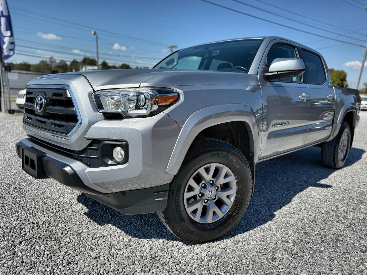 Toyota Tacoma SR5 Double Cab Long Bed V6 6AT 2WD 2017