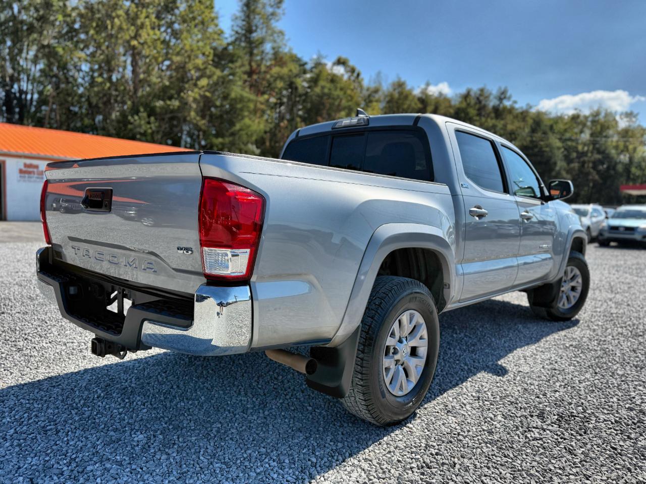 Toyota Tacoma SR5 Double Cab Long Bed V6 6AT 2WD 2017