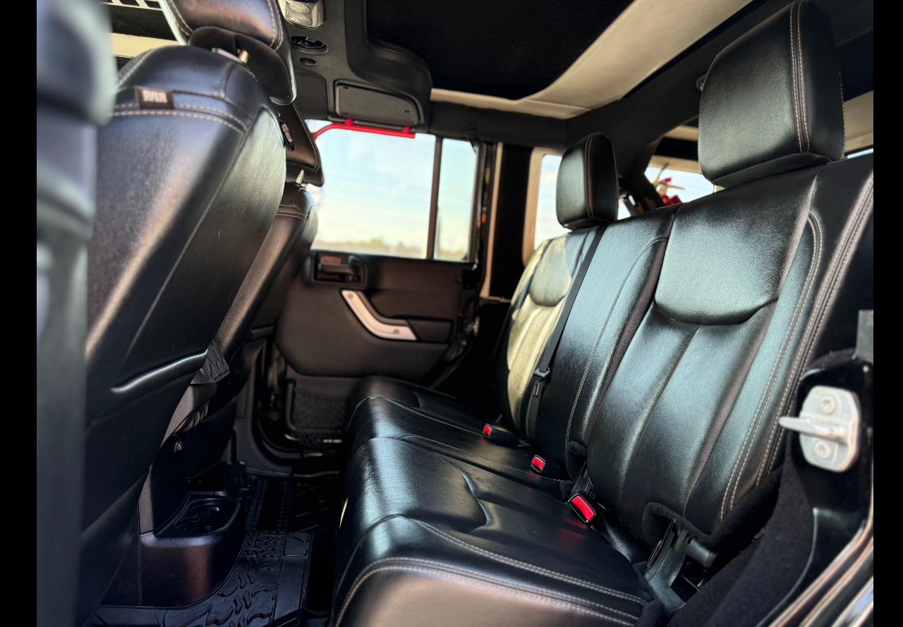 Jeep Wrangler Unlimited Rubicon 4WD 2015