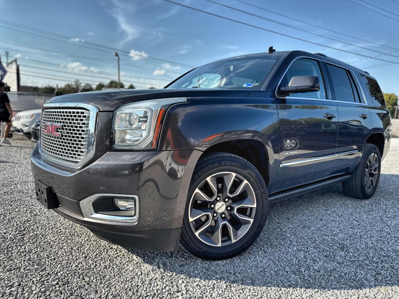 GMC Yukon Denali 4WD 2015