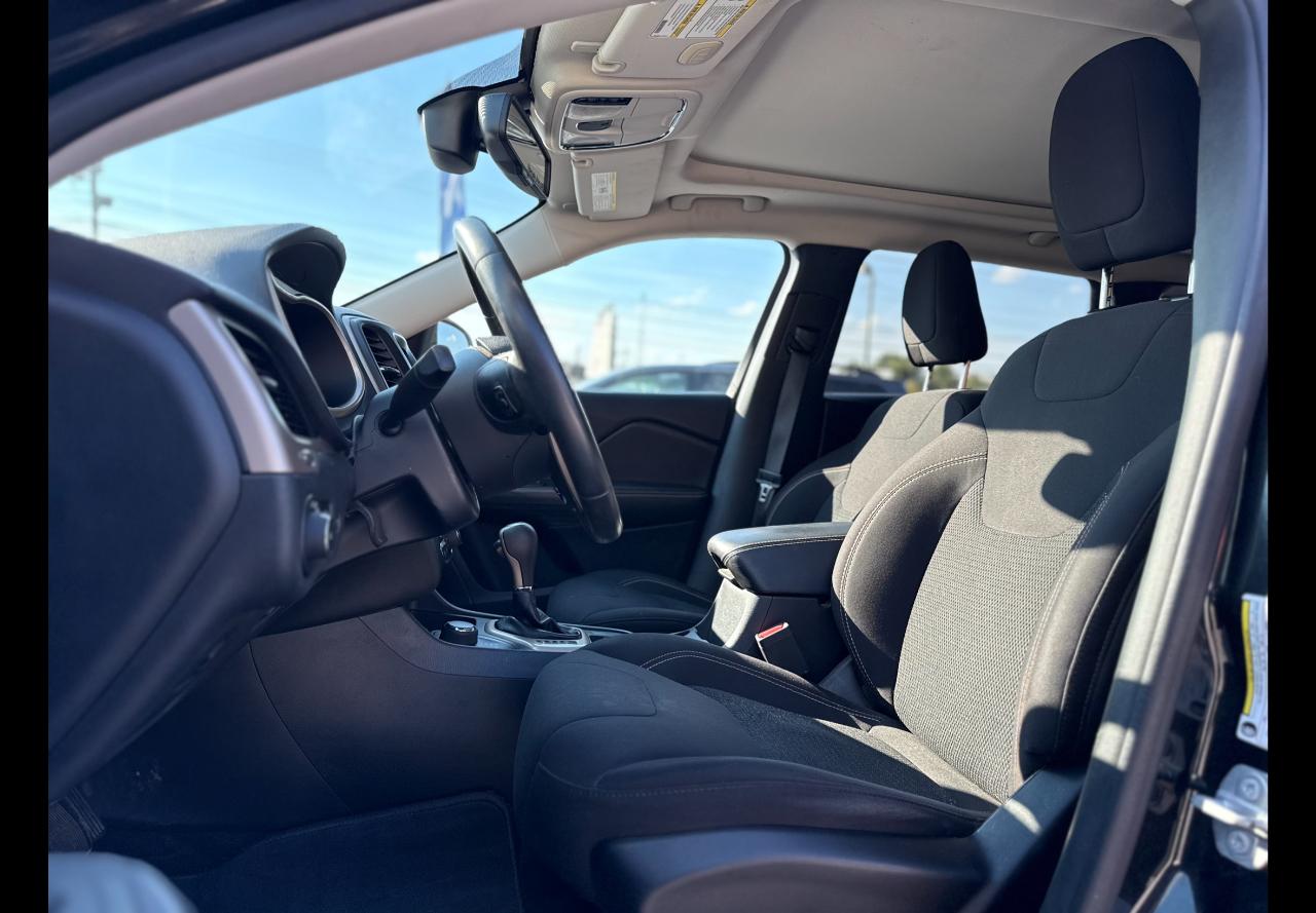 Jeep Cherokee Latitude 4WD 2016
