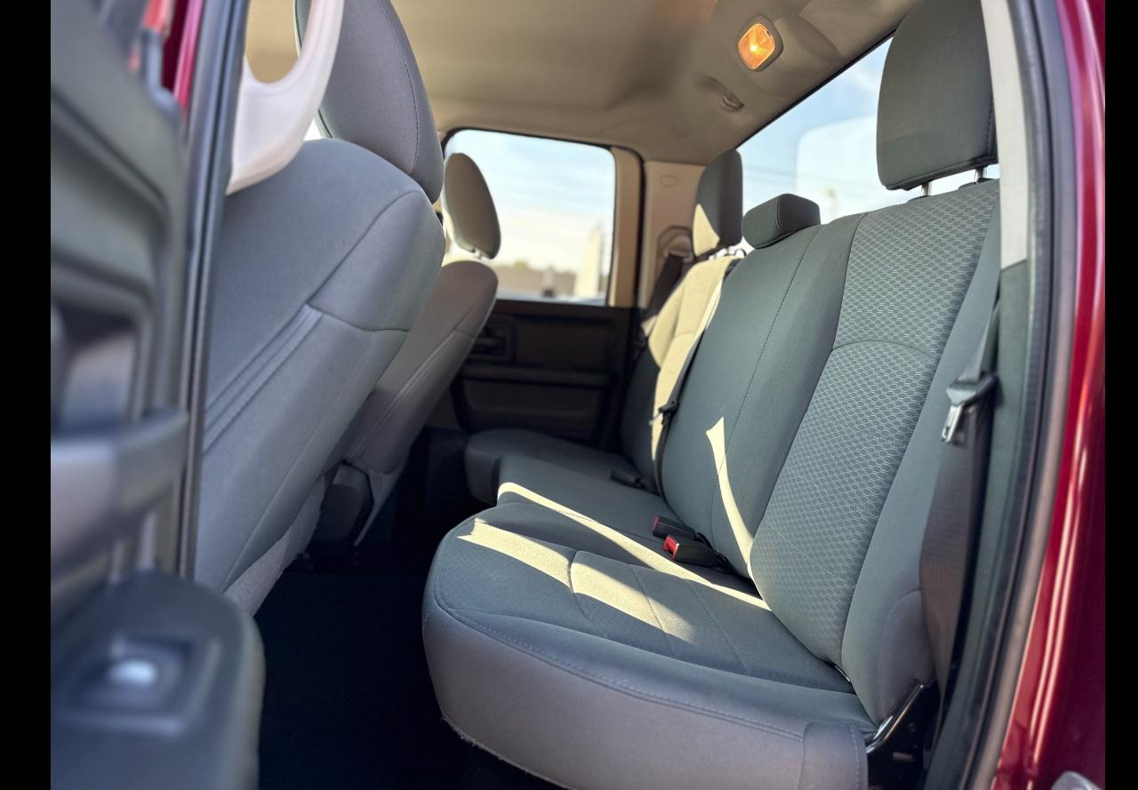RAM 1500 Tradesman Quad Cab 4WD 2017