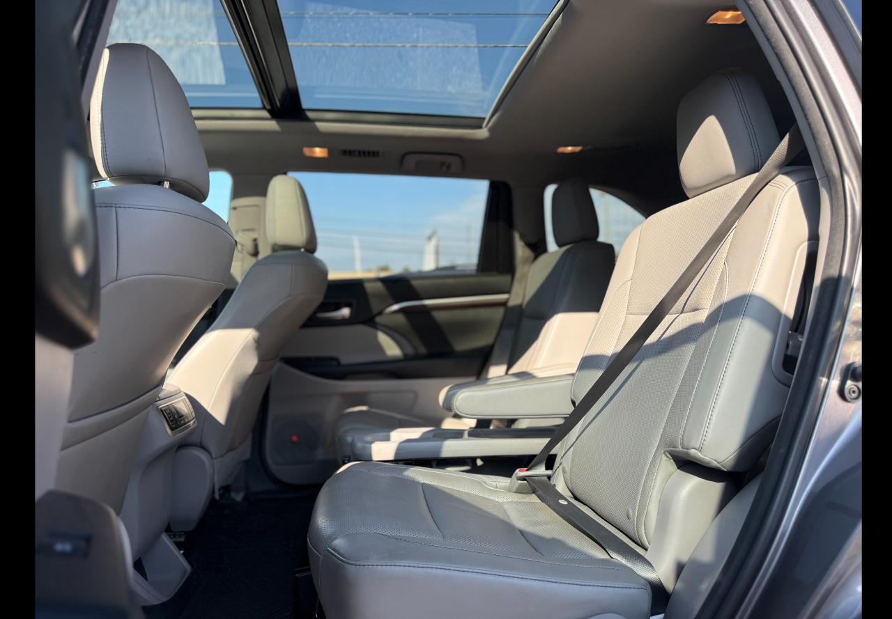 Toyota Highlander  2015