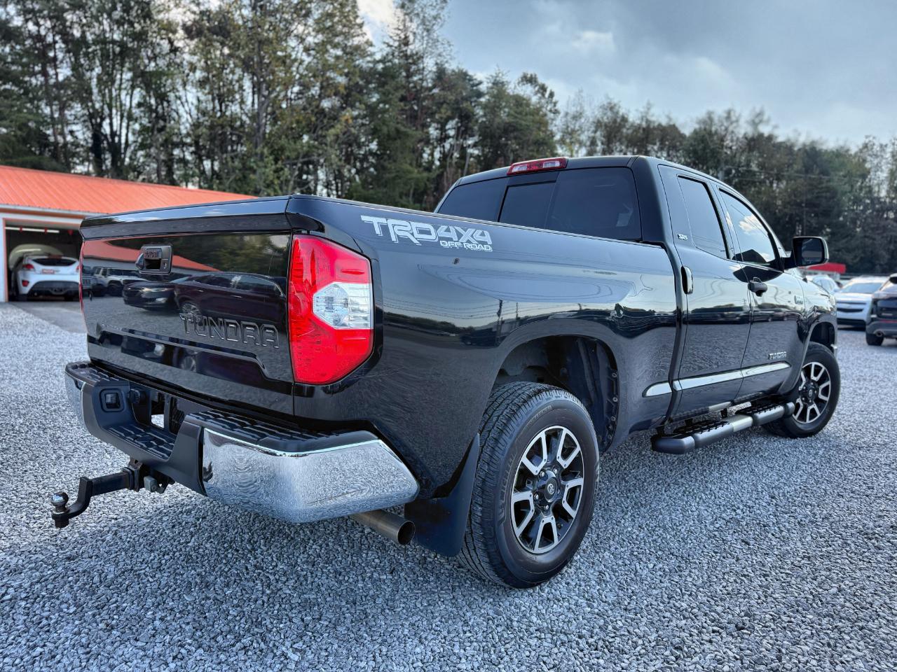 Toyota Tundra  2018