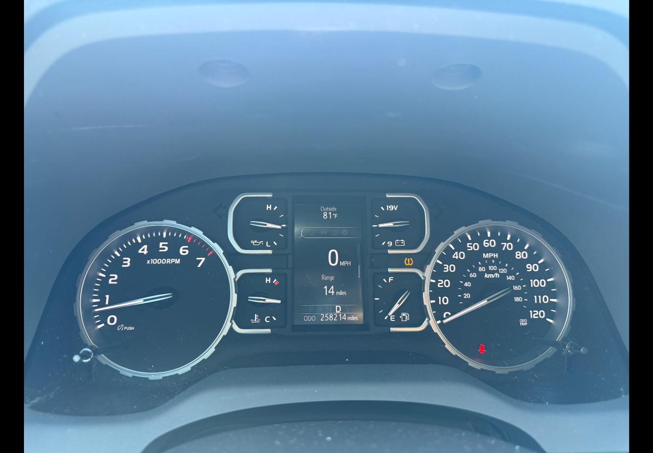 Toyota Tundra  2018