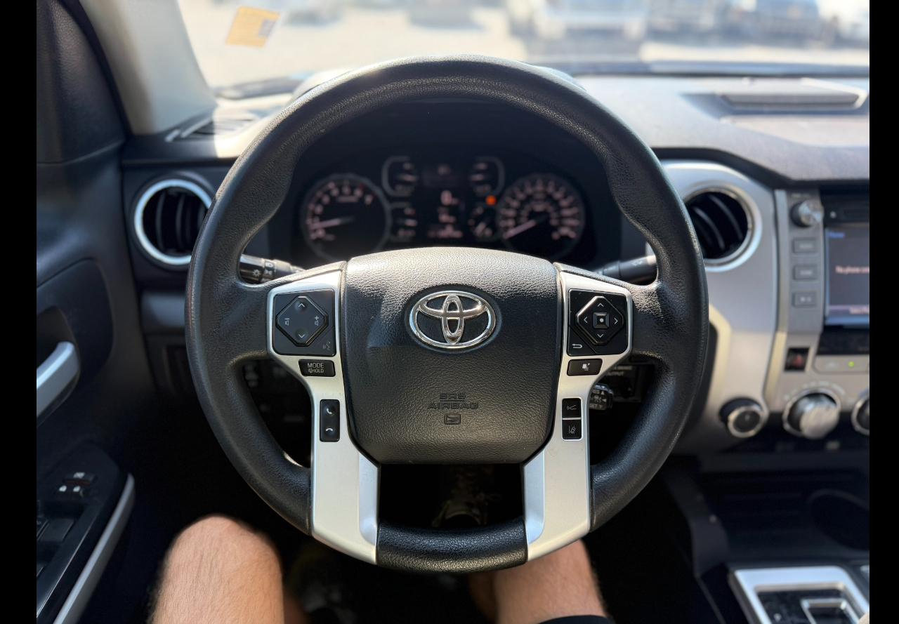 Toyota Tundra  2018