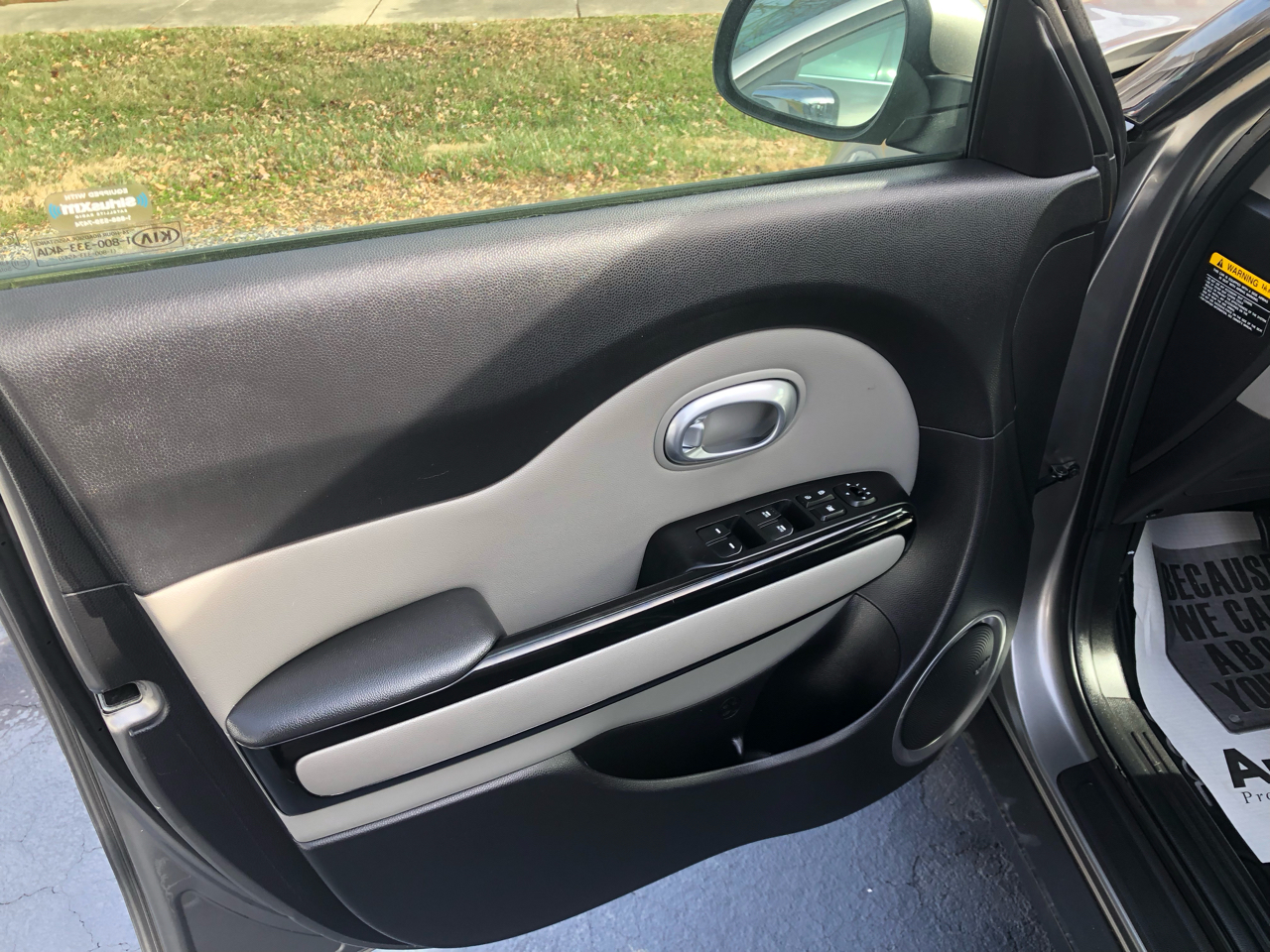 Kia Soul + w/Signature 2.0 Special Edition 2016