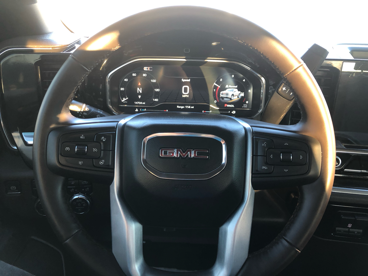 GMC Sierra 1500 SLT Crew Cab 4WD 2025