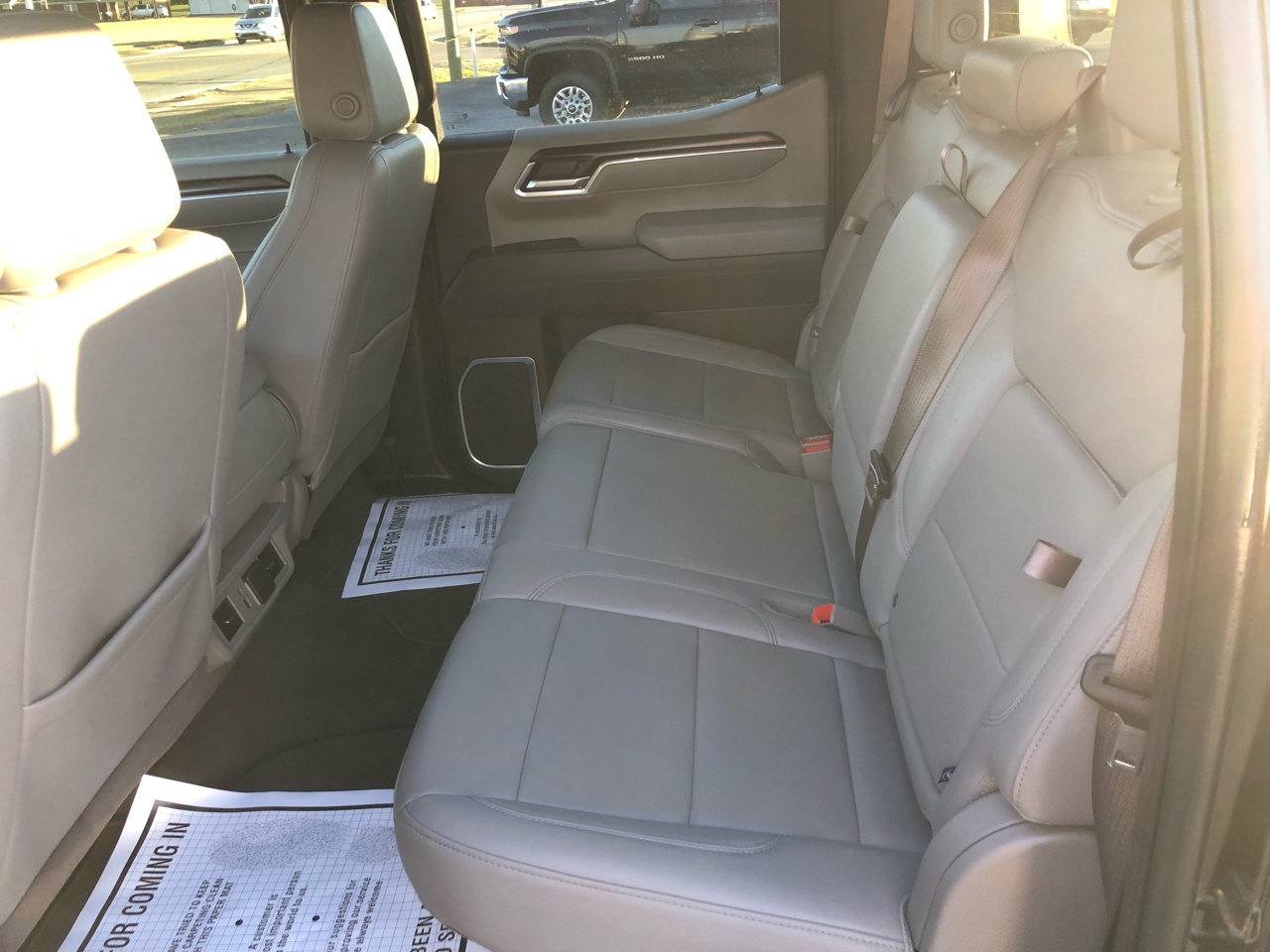 GMC Sierra 1500 SLT Crew Cab 4WD 2025