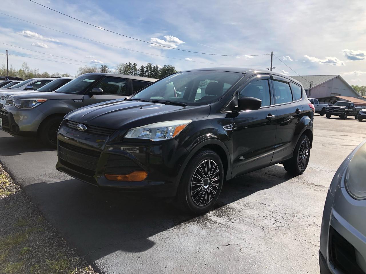 Ford Escape S FWD 2015