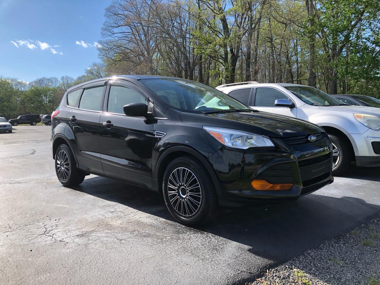 Ford Escape S FWD 2015
