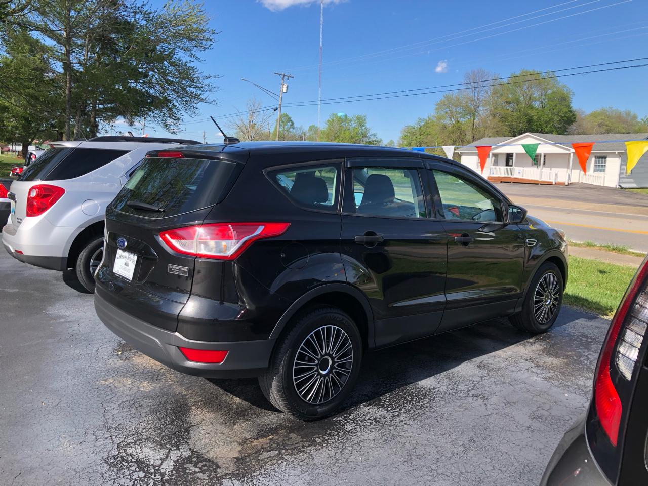 Ford Escape S FWD 2015