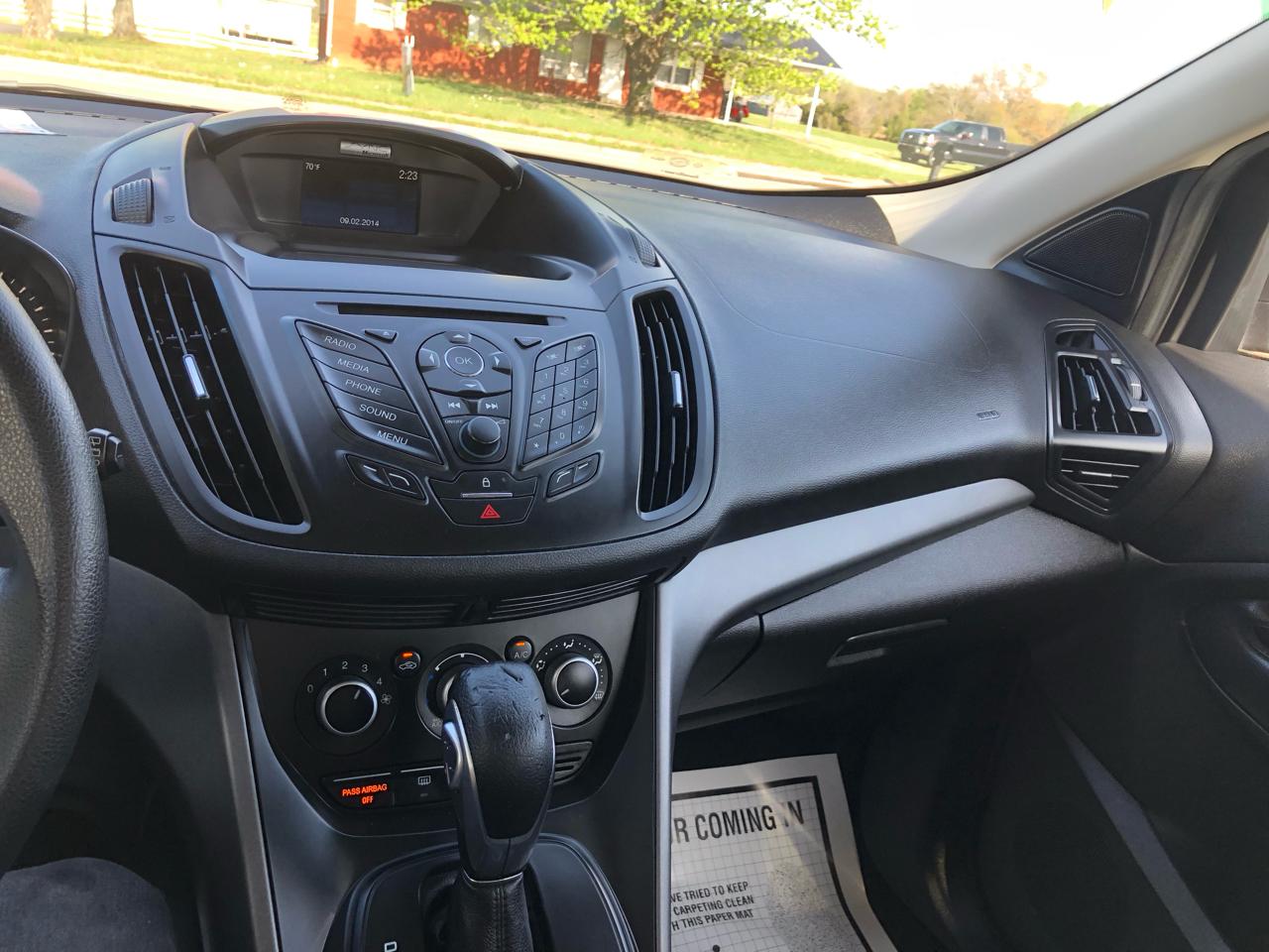 Ford Escape S FWD 2015