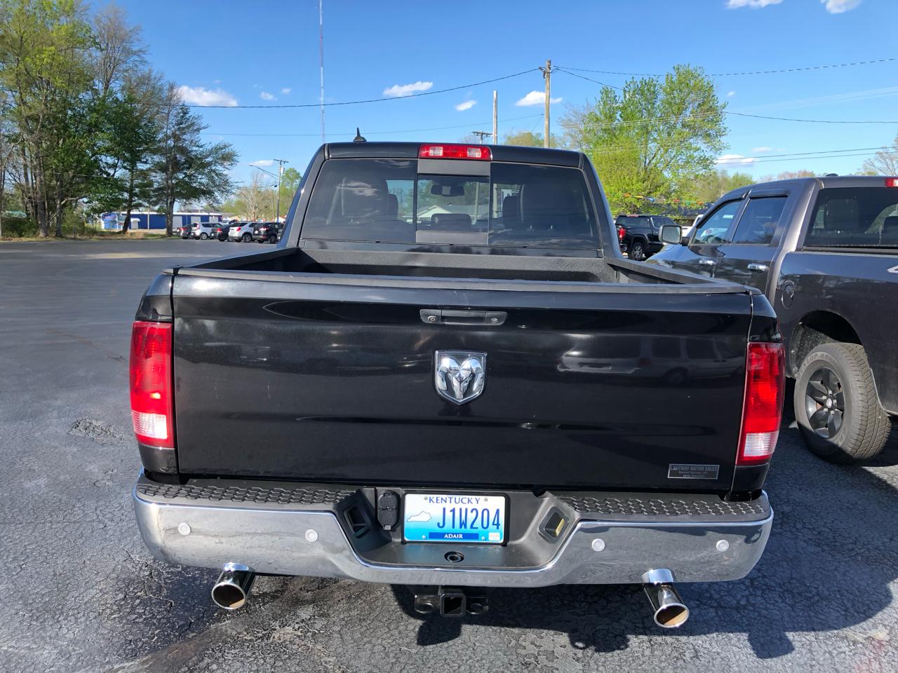 RAM 1500 SLT Crew Cab SWB 4WD 2015