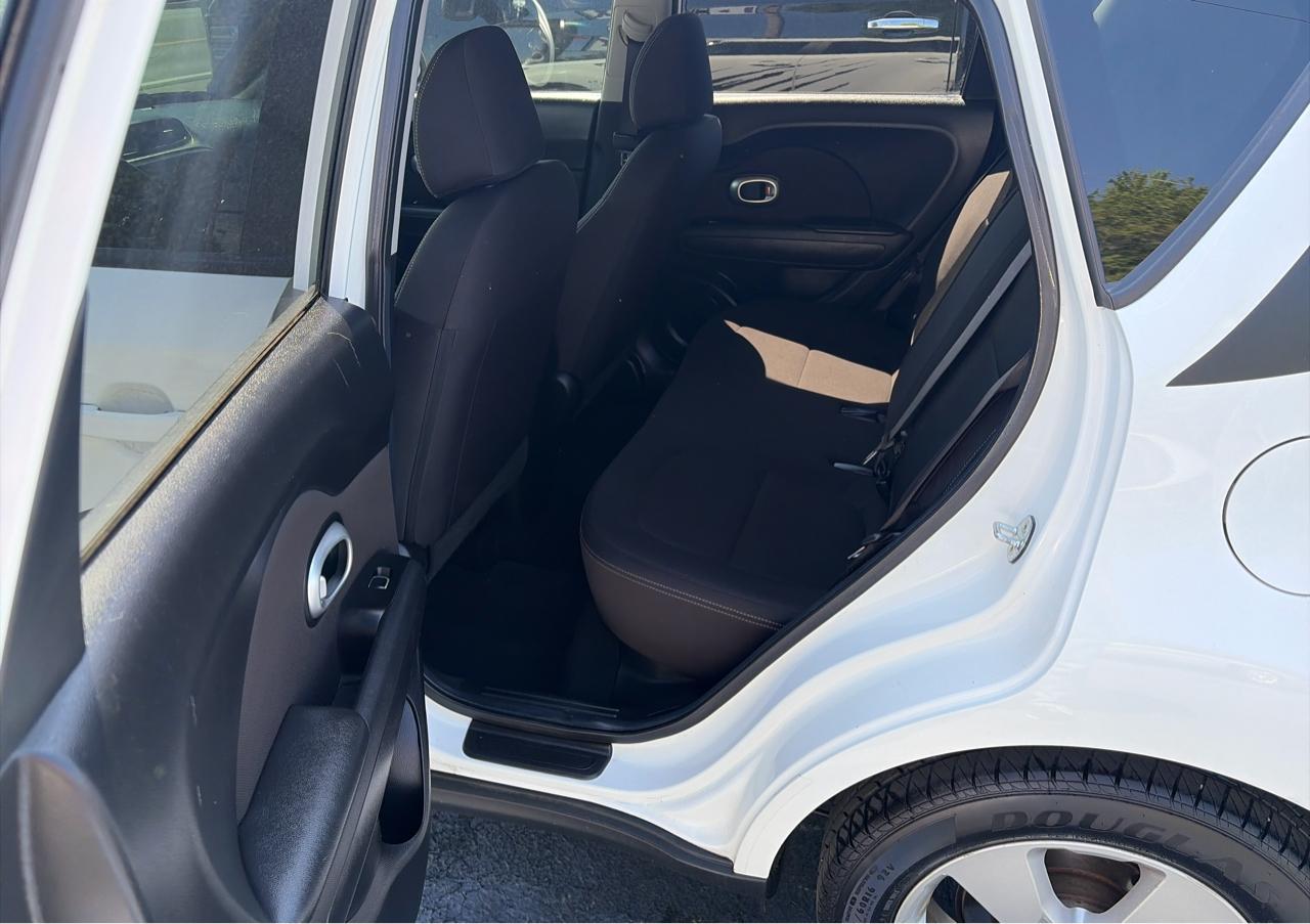 Kia Soul Base 6A 2019