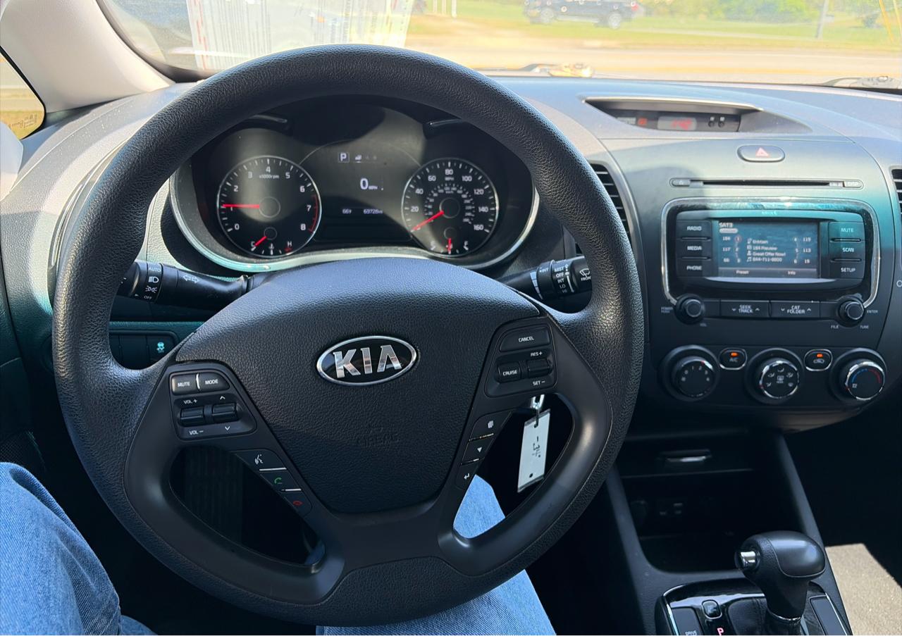 Kia Forte LX 6A 2017