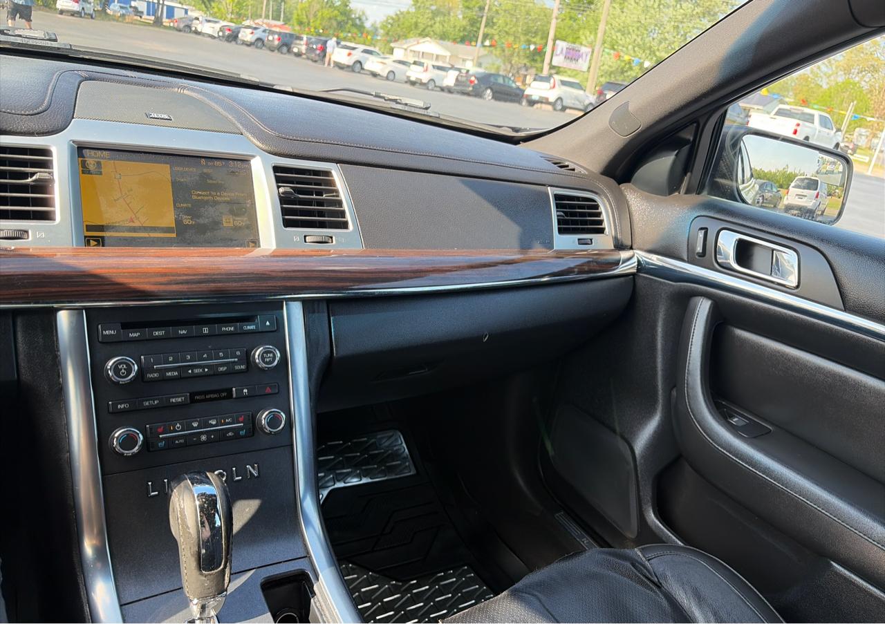 Lincoln MKS FWD 2009