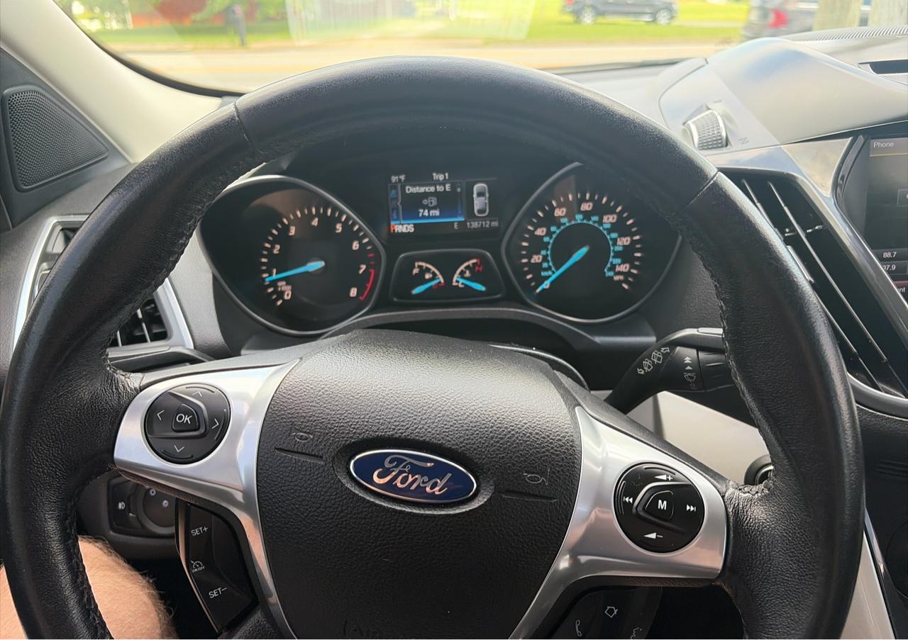 Ford Escape SEL FWD 2013